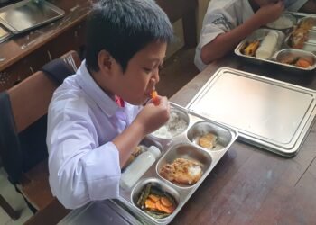 Ilustrasi makan bergizi gratis atau MBG