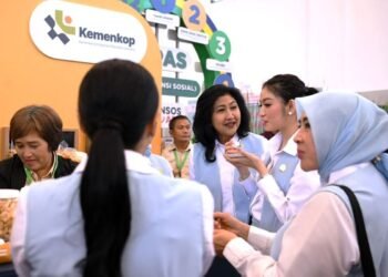 Selvi Gibran Rakabuming Ajak Ibu-ibu Gabung Koperasi