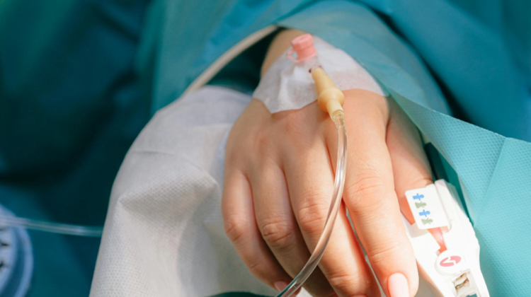 Ilustrasi keracunan mendapatkan perawatan