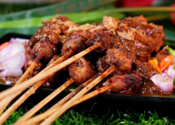 Ilustrasi sate kambing lezat di Jogja