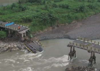 Jembatan Srandakan lama roboh