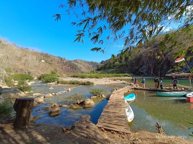 Wisata air Lembah Oya Kedungjati di Bantul.