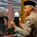 Ganjar Pranowo di acara Ramadan Public Lecture di masjid UGM