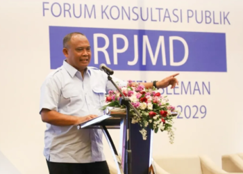 Bupati Sleman Harda Kiswaya membuka Forum Konsultasi Publik Rencana Pembangunan Jangka Menengah Daerah (RPJMD) tahun 2025-2029.
