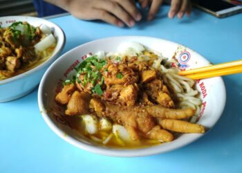 satu diantara rekomendasi mie ayam enak di Kulon Progo yakni bakso dan mie ayam Pak Tole