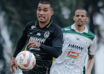 Para pemain PSS Sleman menggelar latihan jaga kebugaran selama Ramadan