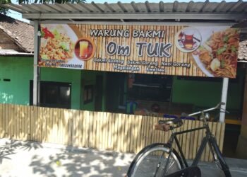 Warung Bakmi Om Tuk, satu diantara rekomendasi bakmi jawa di kawasan Brosot, Kulon Progo
