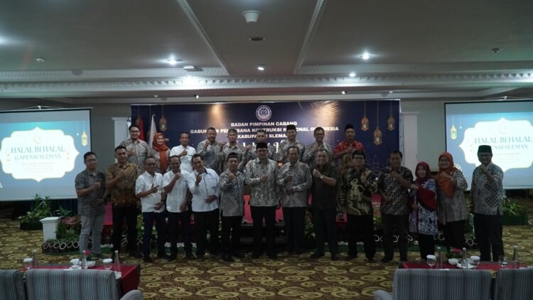 Mukercab dan Halal Bi Halal yang digelar BPC Gapensi Sleman di Rich Hotel Yogyakarta, Selasa (22/4/2025).