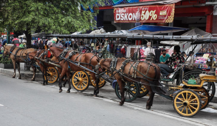 Andong parkir di kawasan Malioboro rencananya akan ditertibkan oleh Pemkot Yogyakarta