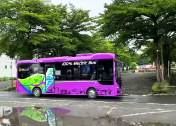 bus listrik yang diujicoba dengan trayek malioboro-Bandara Adisutjipto