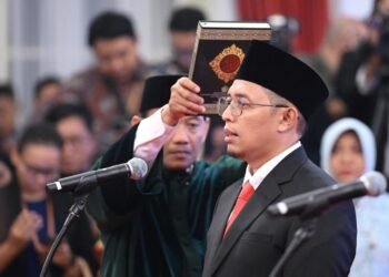 Hasan Nasbi mengundurkan diri dari jabatan Kepala Kantor Komunikasi Presiden atau PCO.