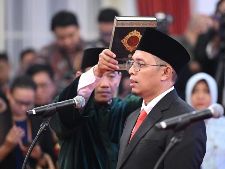 Hasan Nasbi mengundurkan diri dari jabatan Kepala Kantor Komunikasi Presiden atau PCO.