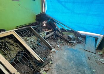 Mobil Tabrak Rumah Warga di Jokteng Kulon, Pengemudi Diduga Mabuk