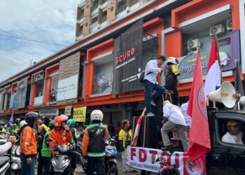 Driver Ojol dan Taksi Online Gelar Aksi Serentak, Suarakan Empat Tuntutan Mendesak