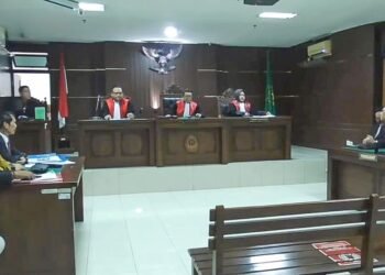 Sidang perdana perkara dugaan ijazah palsu Jokowi yang digelar di Pengadilan Negeri Sleman, Kamis (22/5/2025)