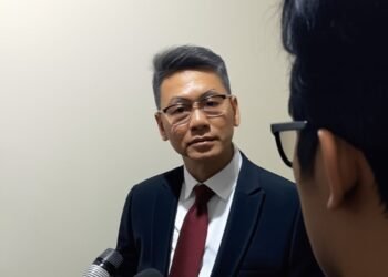 Ariyanto selaku kuasa hukum pimpinan UGM saat hadir dalam sidang perdana gugatan dugaan ijazah palsu UGM saat ditemui di Pengadilan Negeri Sleman, Kamis (22/5/2025)