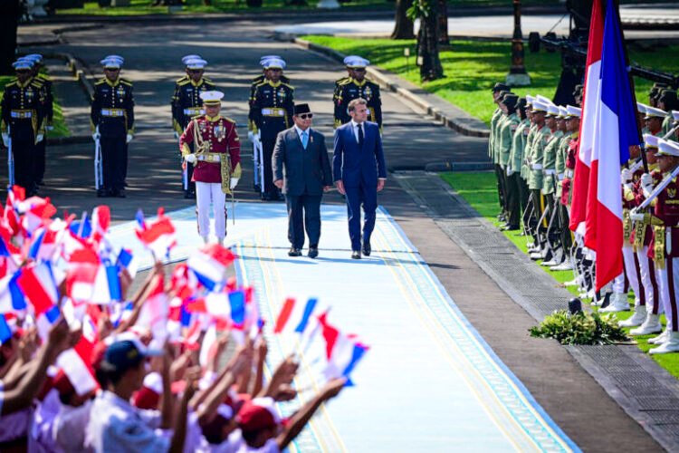 Presiden Macron Puji Keindahan Indonesia, Mitra Penting dalam Perdamaian dan Energi Hijau