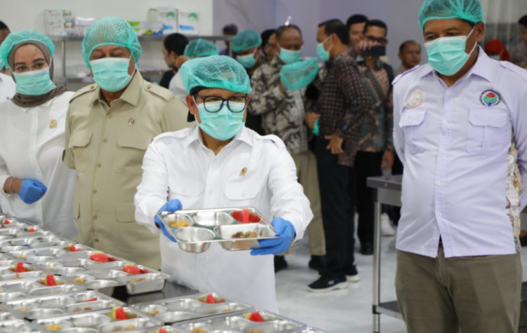 Menko Pemberdayaan Masyarakat Muhaimin Iskandar meresmikan Satuan Pelayanan Pemenuhan Gizi di Tridadi, Sleman