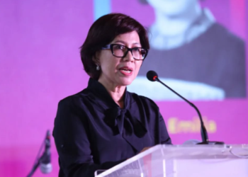 Diseret dalam Polemik Ijazah Jokowi, Siapa Sosok Rektor UGM Prof. Ova Emilia?