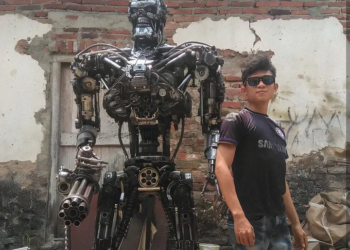 Sulap Onderdil Jadi Robot, Karya Pria Tegal Ini Tembus Amerika dan Korea