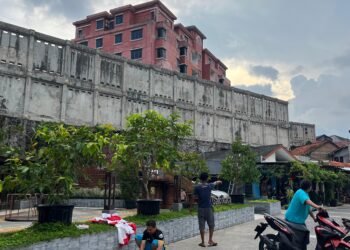 Kawasan Terbuka Hijau yang terletak di Kampung Mrican yang dulu identik dengan banjir dan kumuh