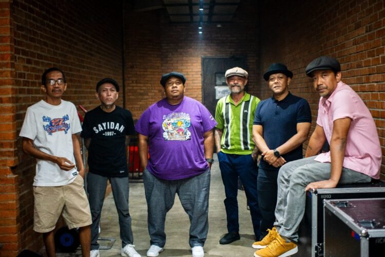 personel grup band asal Yogyakarta Shaggydog