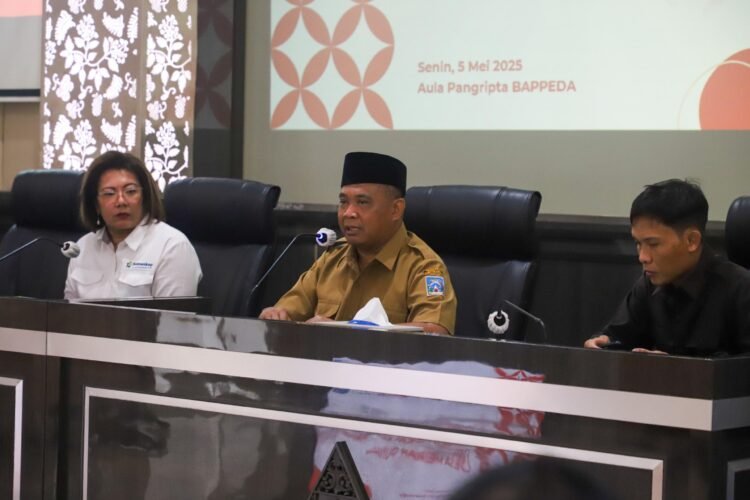 Harda Kiswaya membuka rakor KDMP