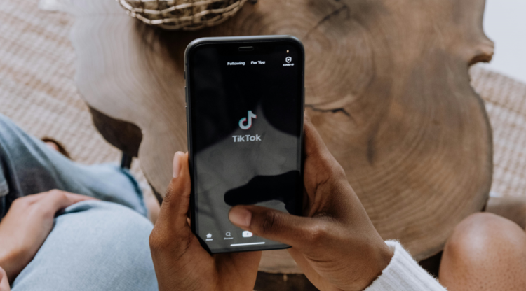 Ilustrasi TikTok. [pexels]