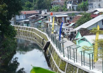 Bupati dan Wakil Bupati Bantul meresmikan permukiman Pedak Baru yang merupakan satu diantara proyek strategis Pemkab Bantul selama 100 hari kerja