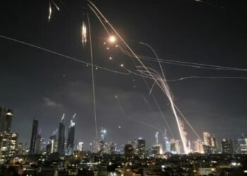 Sistem pencegat rudal Israel, Iron Dome, keteteran setelah diserang habis-habisan oleh Iran