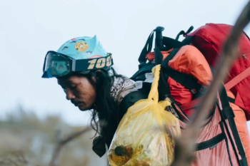 Sosok Agam Rinjani curi perhatian dunia usai ikut dalam evakuasi jenazah pendaki asal Brasil yang terperosok ke jurang Gunung Rinjani.