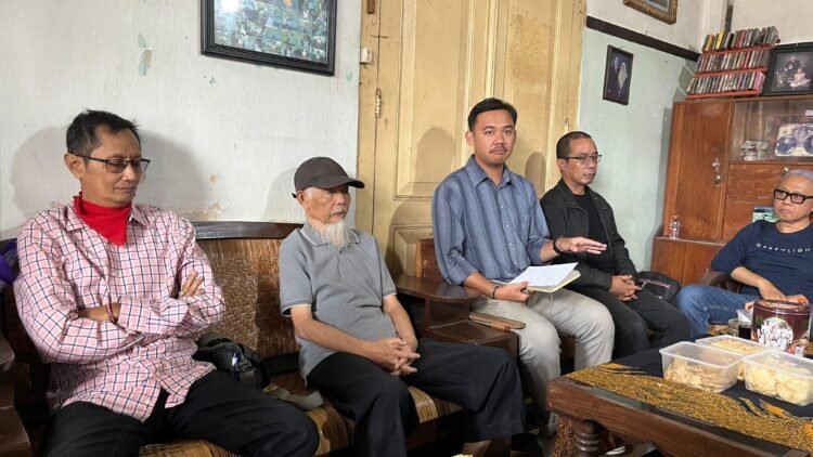 Kuasa hukum warga Tegal Lempuyangan, staf advokasi LBH Yogyakarta Raka Ramadhan menjelaskan terkait polemik yang masih terjadi dengan PT KAI, Kamis (5/6/2025)