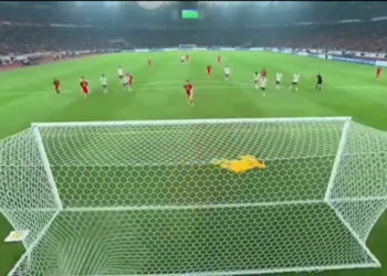 Skor Indonesia vs China Babak Pertama: Penalti Romeny Bikin GBK Pecah!!