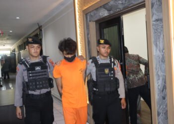 Pelaku aksi begal pengemudi Ojol di Kalasan digelandang di Mapolsek Kalasan, Sleman