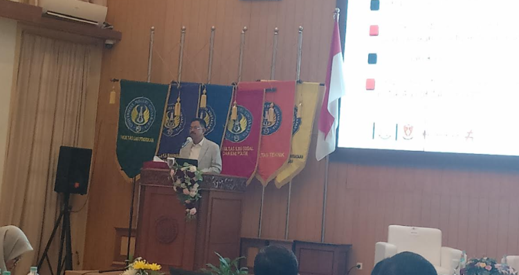 Jaksa Agung Muda Bidang Tindak Pidana Umum (Jampidum) Prof. Dr. Asep Nana Mulyana menyampaikan pandangan tegas saat membuka Focus Group Discussion di Universitas Negeri Yogyakarta atau UNY, Selasa (3/6/2025)