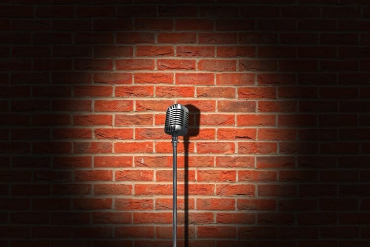 Ilustrasi stand up comedy