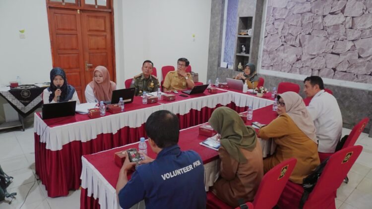 Dinkes Kulon Progo menggelar rapat bersama lintas sektor menyusun strategi penanggulangan penyebaran HIV/AIDS