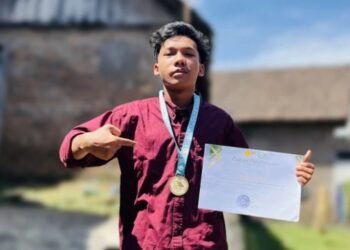 Bangkit Setiyoko, mahasiswa Fakultas Peternakan Universitas Gadjah Mada (UGM), meraih juara pertama dalam ajang Competition of Animal Science 2025.(sumber : tangkapan layar ugm.ac.id).