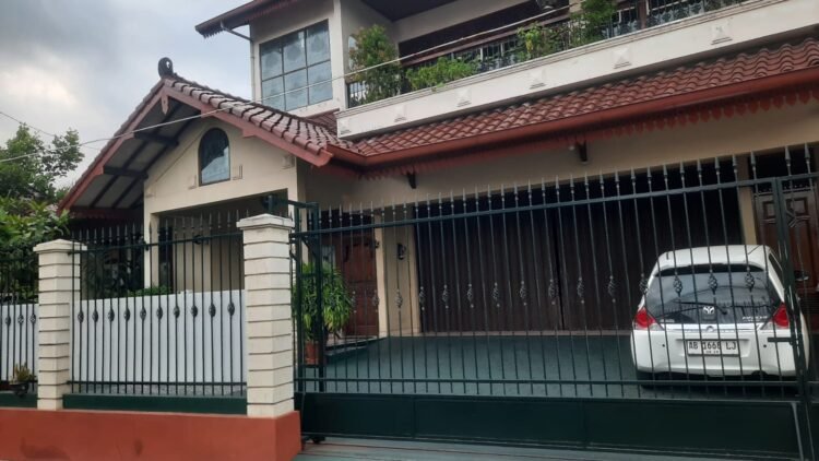 Rumah keluarga Diplomat Kemlu Arya Daru Pangayunan, di Kapanewon Banguntapan, Kabupaten Bantul, DI Yogyakarta, Selasa (29/7/2025). (populi.id/Hadid Pangestu)