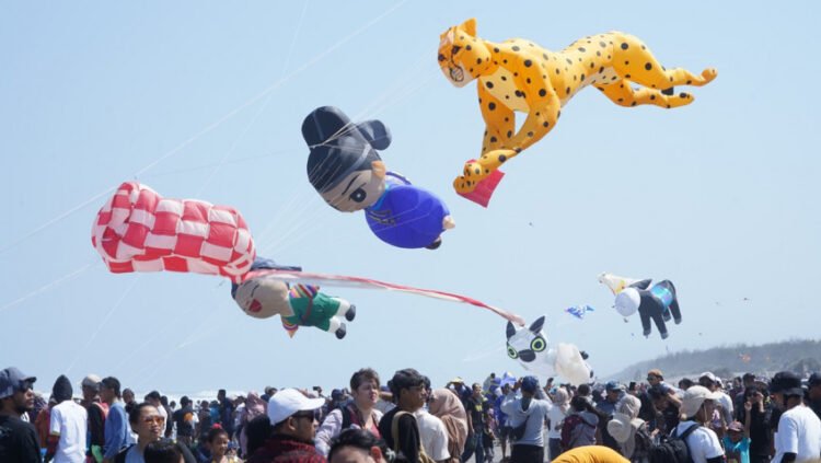 Festival layang-layang (dok(Dok.bantulkab.go.id)