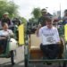 Wali Kota Yogyakarta Hasto Wardoyo mengkampanyekan naik becak listrik di kawasan Malioboro, Jumat (18/7/2025)