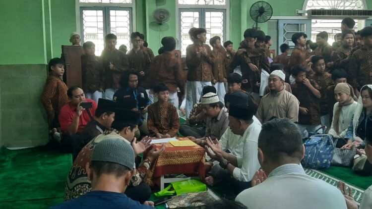 Layanan mualaf di Masjid Agung Syuhada, Kotabaru, Kota Yogyakarta telah menjadi bagian dari pengabdian masjid sejak lama. (populi.id/Hadid Pangestu)