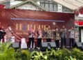 Wali Kota Yogyakarta Hasto Wardoyo saat membuka kegiatan Hari UKM di Plaza Balai Kota Yogyakarta, Muja-Muju, Umbulharjo, Kota Yogyakarta, DIY, Selasa (12/8/2025). (populi.id/Hadid Pangestu)