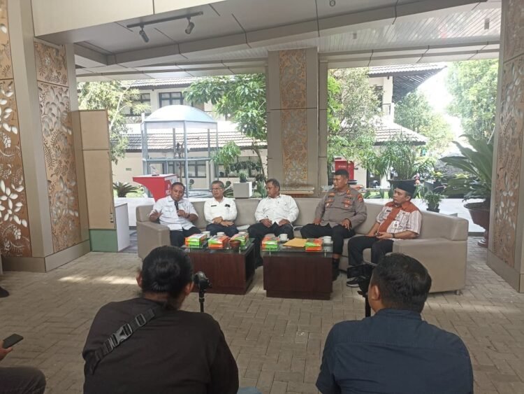 Jumpa pers terkait pemusnahan atau disposal mortir di Kantor Bupati Sleman, Rabu (13/8/2025). (populi.id/Gregorius Bramantyo)