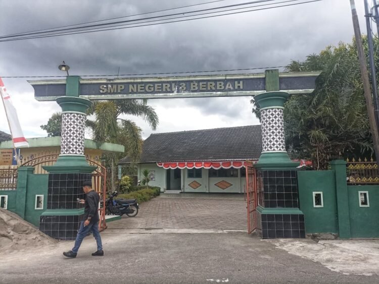 SMP Negeri 3 Berbah, Sleman.