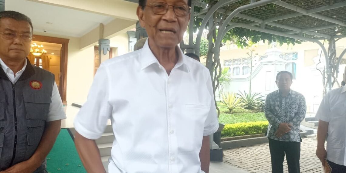 Gubernur DIY, Sri Sultan Hamengku Buwono X.