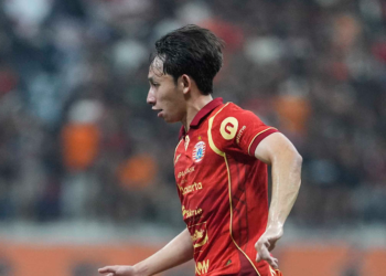 Arlyansah Abdulmanan lakoni debut bersama Persija Jakarta di kompetisi Super League 2025/2026