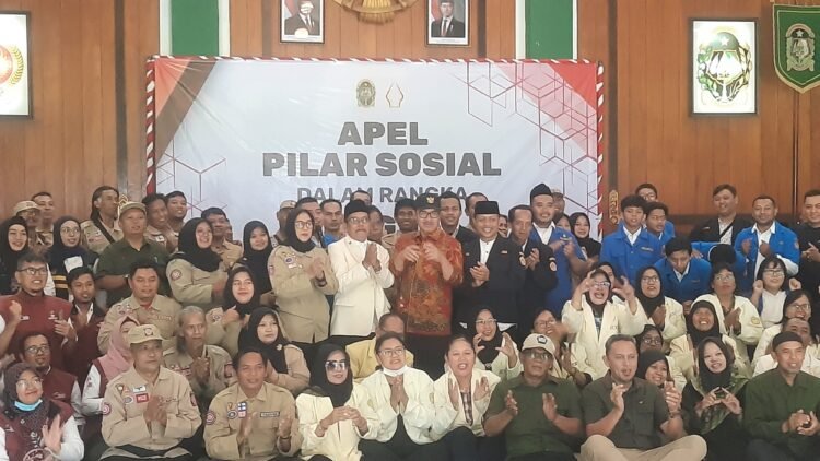 Ratusan tenaga pilar sosial dibentuk Pemerintah Kota Yogyakarta untuk menertibkan gelandangan dan pengemis (gepeng) menjelang hari jadi pada 7 Oktober mendatang, Selasa (28/9/2029).