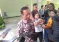Mantan Menteri Koordinator Politik, Hukum dan Keamanan (Menkopolhukam) Mahfud MD saat diwawancarai wartawan di komplek Kepatihan, Danurejan, Kota Yogyakarta, Kamis (4/9/2025). (populi.id/Hadid Pangestu)