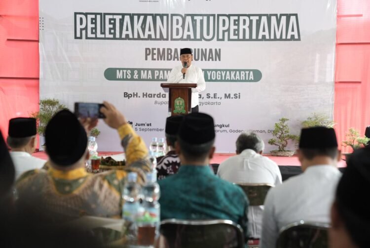 Dukung Pendidikan Keagamaan, Bupati Sleman Letakkan Batu Pertama MTs dan MA Pamulangan